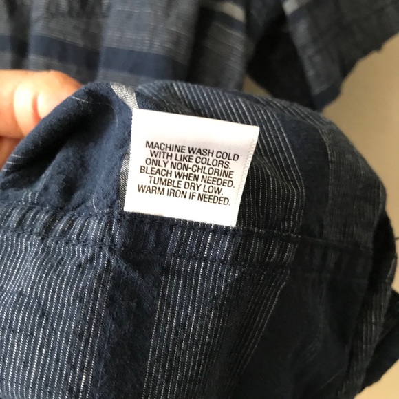 Bundle of 3 Button Down Shirts - XL - Picture 7 of 16